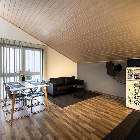 Gemuetliche Ferienwohnung Mit Panoramablick Muttensweiler Exterior photo
