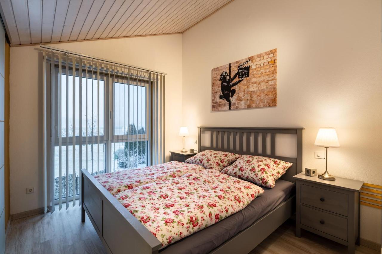 Gemuetliche Ferienwohnung Mit Panoramablick Muttensweiler Exterior photo